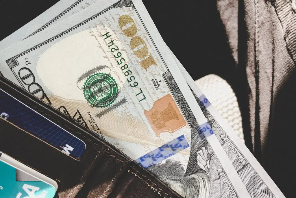 dollars-2650338_1280