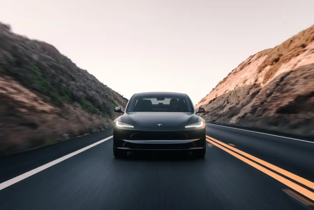 Tesla-car