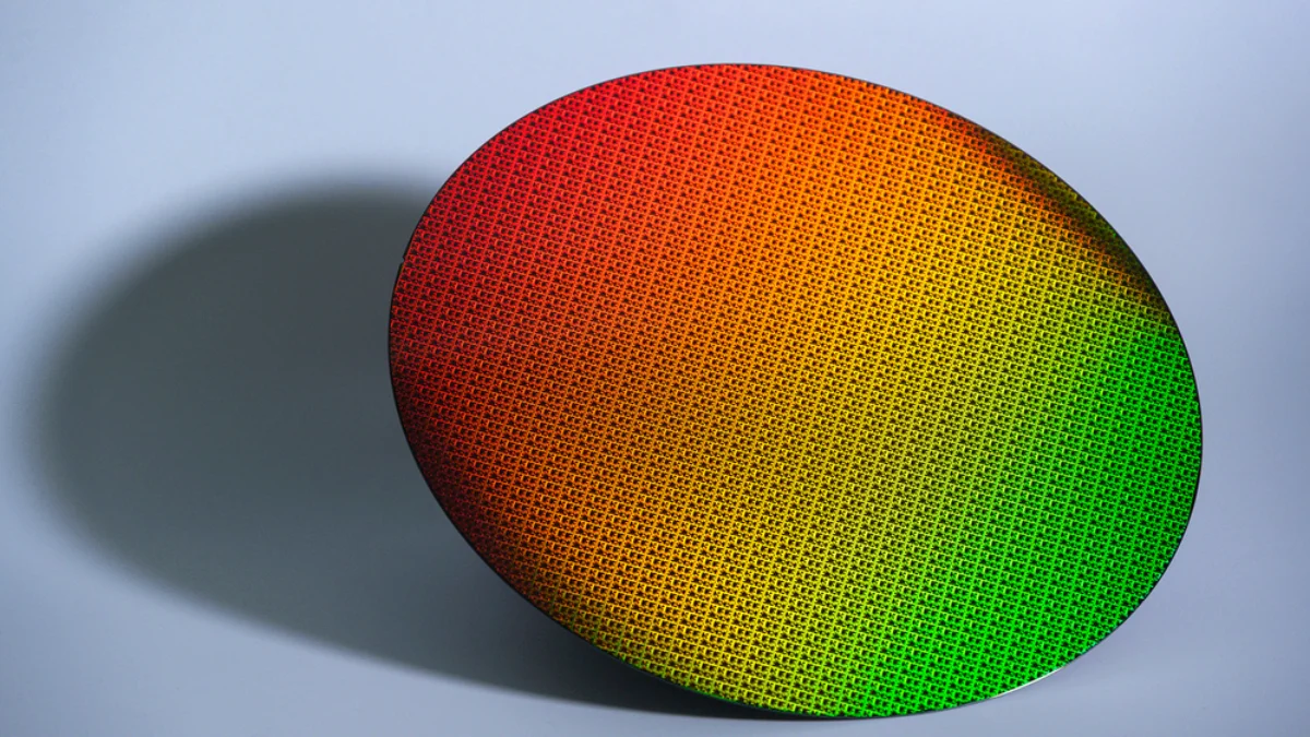 Apple Intel chip manufacturing deal brokered by White House amid tariff exemption negotiations