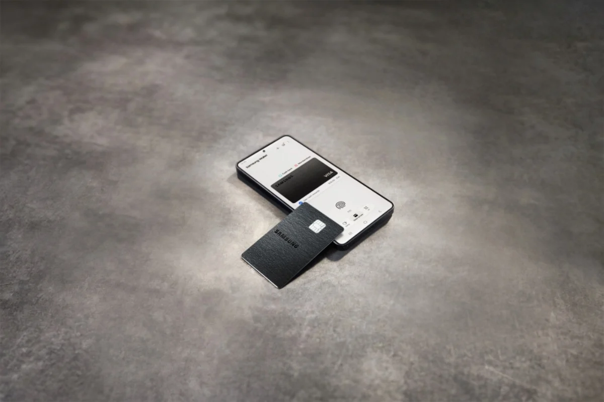 Samsung Galaxy Z Fold 2027 wide screen foldable lineup five new phones